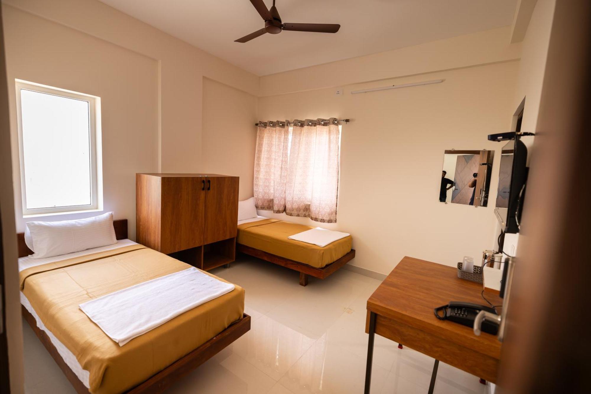 Viba Residency Otel Coimbatore Dış mekan fotoğraf